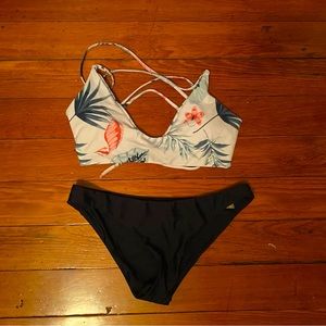 Floral Bikini Set Top and Bottom size MEDIUM